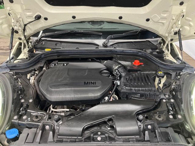 �����X�ł́A�e���[�J�[�̐�p�f�f�e�X�^�[�𓱓��B���Ǝ��i�����e�N�j�J���X�^�b�t���풓���Ă���܂��̂ŁA������̍ۂɂ����S���Ă����p���������܂��B