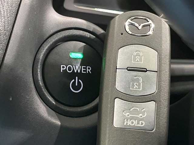 �y�A�h�o���X�g�L�[�z�J�o����|�P�b�g�ɓ��ꂽ�܂܂ł��h�A�̎{���E�������\�ȃX�}�[�g�L�[�𑕔��B�G���W���̃I���E�I�t�����J�M�����o���K�v����������Ƃ��Ă��֗��ł���