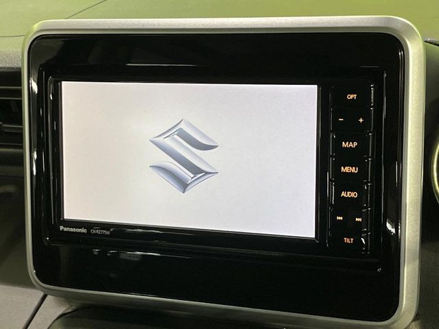 �y�����i�r�z�l�C�̏����i�r�𑕔����Ă���܂��B�i�r�̎g���₷���͂������A�I�[�f�B�I�@�\���[��!�L�����v�◷�s�͂������A�ʋ΂┃�����ȂǕ��i�̃h���C�u���y�����Ȃ�͂���