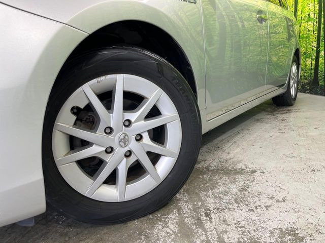 【純正16インチアルミホイール】外観にマッチした純正アルミホイールを装着しております。各種社外アルミホイールや、スタッドレスタイヤも取扱いしております。是非ご相談ください♪