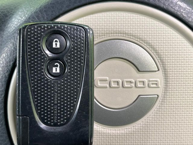 �y�L�[�t���[�V�X�e���z�J�o����|�P�b�g�ɓ��ꂽ�܂܂ł��h�A�̎{���E�������\�ȃX�}�[�g�L�[�𑕔��B�G���W���̃I���E�I�t�����J�M�����o���K�v����������Ƃ��Ă��֗��ł���