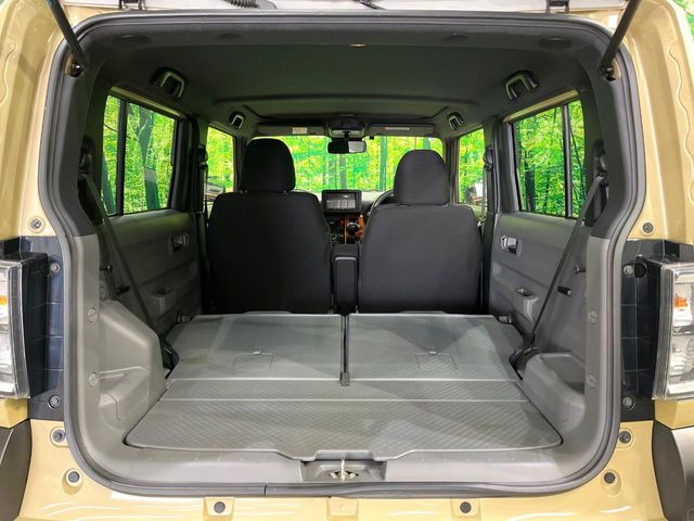 ���i�̂���������ʋ΁A���}���ɏ\���ȉ׎��X�y�[�X���m�ۂ��Ă���܂��B�Z�J���h�V�[�g��|���ƁA�傫�ȉו��̐ύڂ��\�ł���