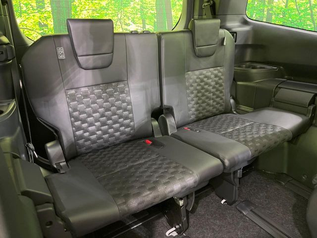 3��ڃV�[�g�͂�������ԗǍD����l�ł��������ƍ����Ē����܂��̂ŁA��l���ł̂��o���������N���N�ł��􂲉Ƒ��ŁA�C�̒m�ꂽ���ԂŁA�h���C�u�ɍs���̂��y���݂ł��ˁ�