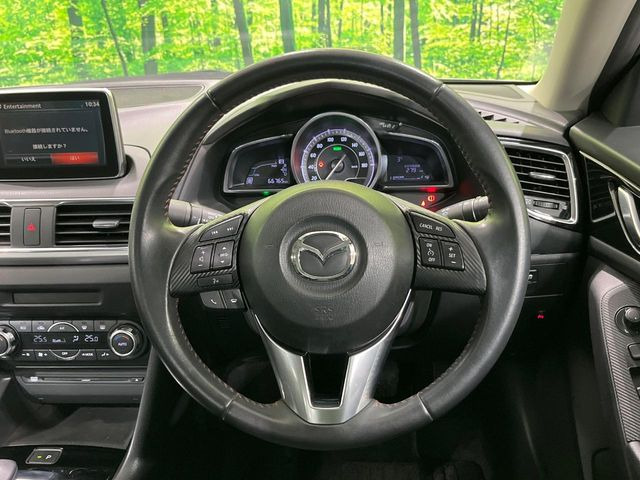 �y�����v�����X�e�A�����O�z�㎿�Ȋv���g�p���邱�ƂŁA��ɂ����������݂ƂĂ��^�]���₷���n���h���ł���