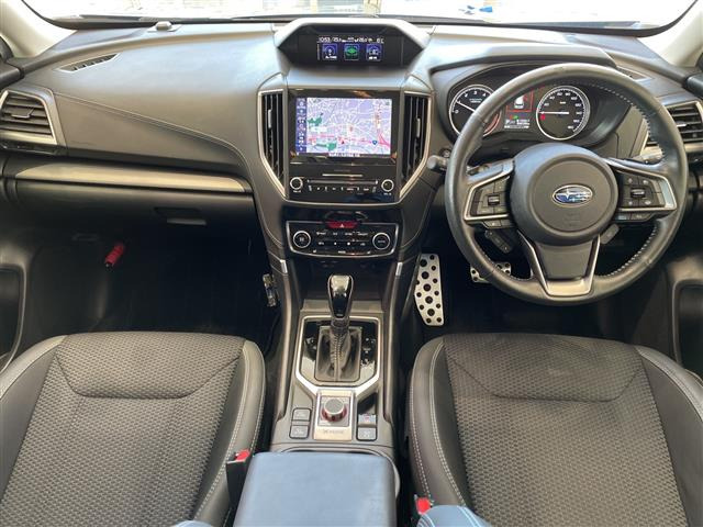 フォレスター2.0 アドバンス 4WD