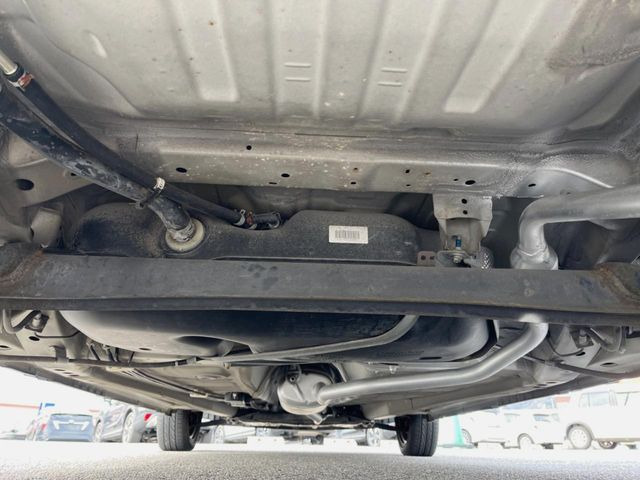 ����肪���ꂢ�Ȃ����ɁA�h�K���H�̎{�H���I�X�X���B�~��n��͂������A���ݕ��ɂ��Z���̕���A��Ń}�����E�E�B���^�[�X�|�[�c���������ɂ��D�]���������Ă���܂��B