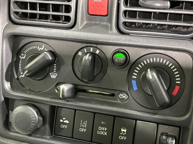 �����~�������Ă��S�Ȃɉ��K�ȋ󒲂�͂��Ă����A�_�C�������G�A�R���𑕔���