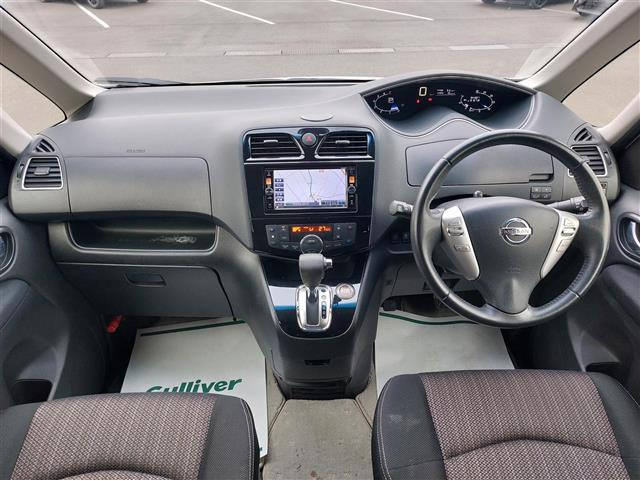 セレナ2.0 ハイウェイスター Vセレクション+Safety II S-HYBRID