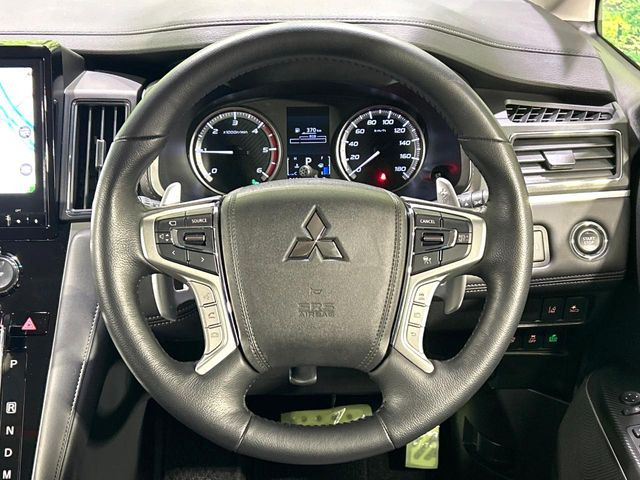 �y�����v�����X�e�A�����O�z�㎿�Ȋv���g�p���邱�ƂŁA��ɂ����������݂ƂĂ��^�]���₷���n���h���ł���