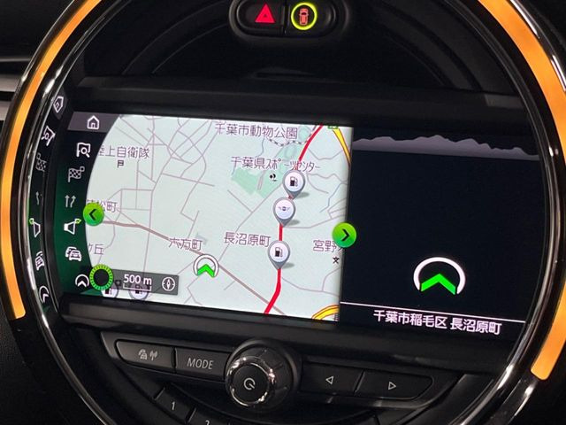 �������i�r:��̊��̂���i�r�́A����������ԓ������o���Ă���܂��B�I�[�f�B�I�@�\���[�����Ă���܂��̂ŁA�^�]�����y���߂܂���