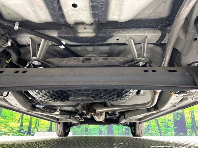 下回りがきれいなうちに、防錆加工の施工がオススメ。降雪地域はもちろん、沿岸部にお住いの方や、趣味でマリン・ウィンタースポーツをされる方にご好評いただいております。