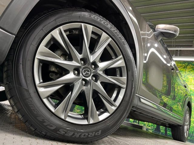 �y����19�C���`�A���~�z�C�[���z�O�ςɃ}�b�`���������A���~�z�C�[���𑕒����Ă���܂��B�e��ЊO�A���~�z�C�[����A�X�^�b�h���X�^�C�����戵�����Ă���܂��B���񂲑��k����������