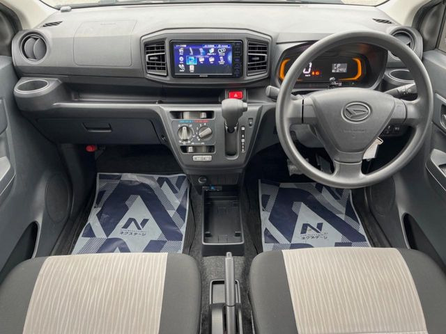 �O���[�v���݌ɐ���30,000��!!�S���̌n��X���烁�[�J�[�E�Ԏ��킸���Љ�o����̂ŁA���Ȃ��Ƀs�b�^���̂��Ԃ�������͂��ł���܂��͂��₢���킹��������