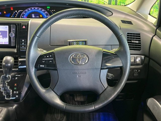 �y�����v�����X�e�A�����O�z�㎿�Ȋv���g�p���邱�ƂŁA��ɂ����������݂ƂĂ��^�]���₷���n���h���ł���