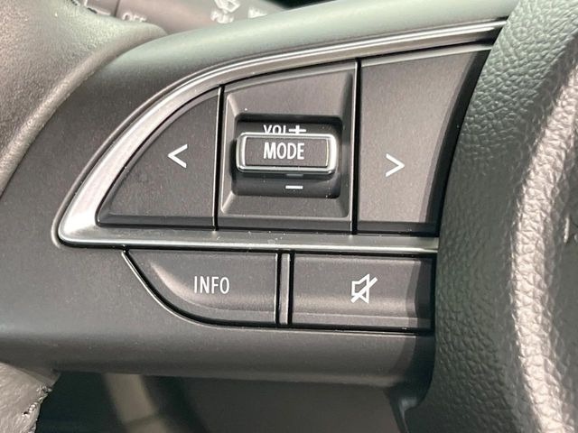 �y�X�e�A�����O�X�C�b�`�z�^�]���A�O������ڐ������炷���ƂȂ��A�I�[�f�B�I���̑��삪�\�ȕ֗��@�\!���S&���K�ȃh���C�u�����o���Ă���܂���