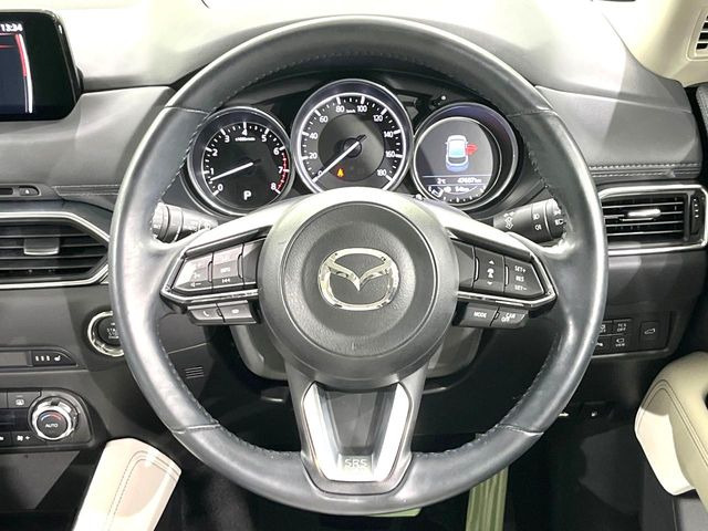 �y�����v�����X�e�A�����O�z�㎿�Ȋv���g�p���邱�ƂŁA��ɂ����������݂ƂĂ��^�]���₷���n���h���ł���