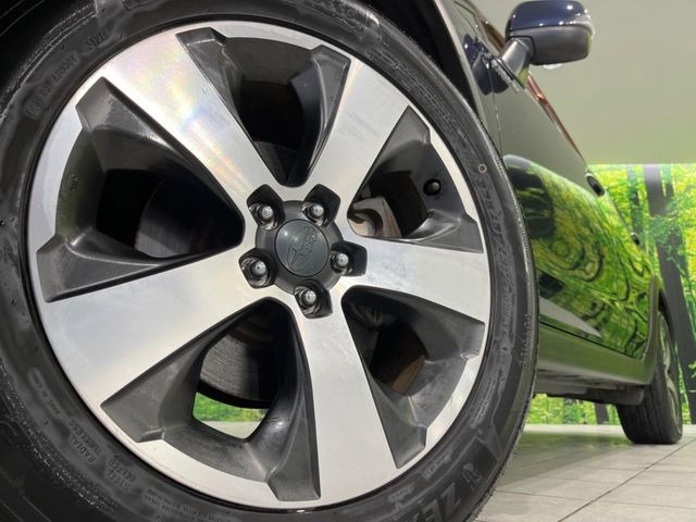 �y����17�C���`�A���~�z�C�[���z�O�ςɃ}�b�`���������A���~�z�C�[���𑕒����Ă���܂��B�e��ЊO�A���~�z�C�[����A�X�^�b�h���X�^�C�����戵�����Ă���܂��B���񂲑��k����������