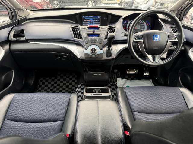 オデッセイ2.4 アブソルート