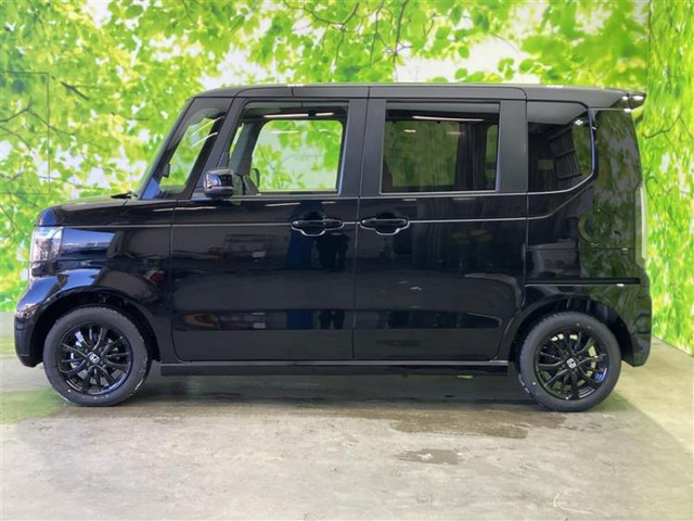 N-BOXカスタムブラック スタイル