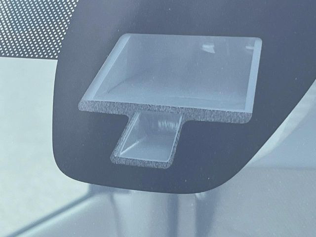 �y�X�Y�L �Z�[�t�e�B�T�|�[�g�z���s���ɑO���̎ԗ�����F�����A�Փ˂������Ȏ��͌x��ƃu���[�L�ŏՓˉ���Ɣ�Q�y�����A�V�X�g�B�����S�Ƀh���C�u�����y���݂��������܂��B