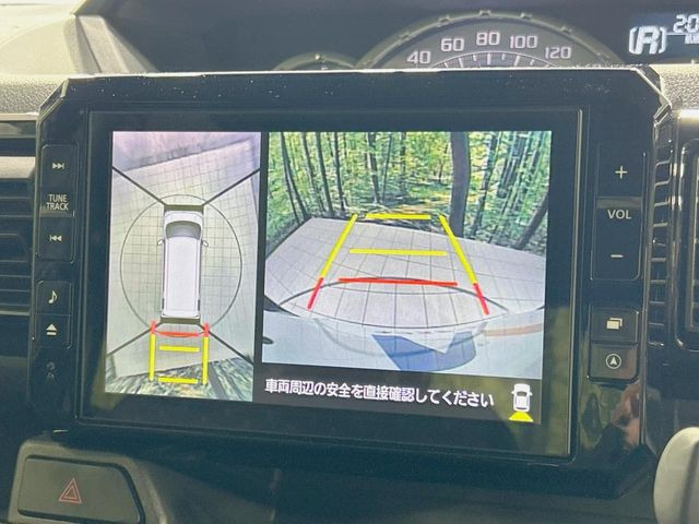 �y�p�m���}���j�^�[�z��p�̃J�����ɂ��A�ォ�猩���낵���悤�Ȏ��_��360�x�N���}�̎��͂��m�F���邱�Ƃ��ł��܂������p�������m�F���₷���A�����ꏊ�ł̐؂�Ԃ��⒓�Ԃ��X���[�Y�ɍs���܂��B