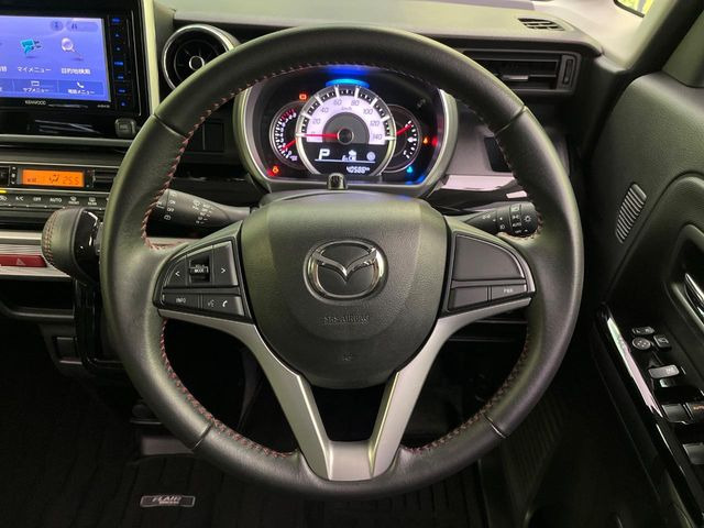 �y�����v�����X�e�A�����O�z�㎿�Ȋv���g�p���邱�ƂŁA��ɂ����������݂ƂĂ��^�]���₷���n���h���ł���