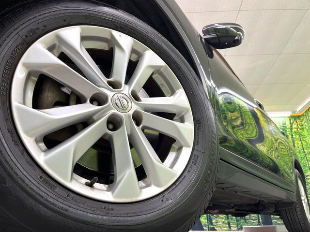 �y����17�C���`�A���~�z�C�[���z�O�ςɃ}�b�`���������A���~�z�C�[���𑕒����Ă���܂��B�e��ЊO�A���~�z�C�[����A�X�^�b�h���X�^�C�����戵�����Ă���܂��B���񂲑��k����������