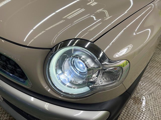 �yLED�w�b�h���C�g�z���V����ԑ��s�����ǍD�Ȏ��E���m�ۂ����S���ĉ^�]�ł��鍂�P�xLED�w�b�h���C�g�𑕔�!�_�����x�������A����d�͂��}�����Ă��܂��B