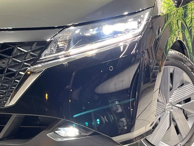 �yLED�w�b�h���C�g�z���V����ԑ��s�����ǍD�Ȏ��E���m�ۂ����S���ĉ^�]�ł��鍂�P�xLED�w�b�h���C�g�𑕔�!�_�����x�������A����d�͂��}�����Ă��܂��B