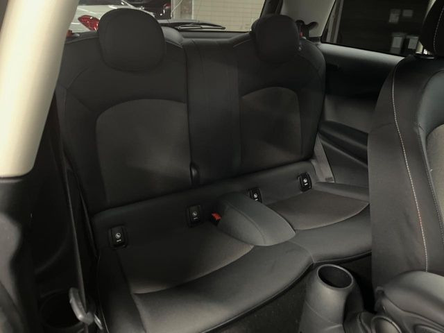 ���㕔���Ȃ��C�ɂȂ�悤�ȃL�Y�E�����ւ��蓙�A�傫�ȃ_���[�W�͂Ȃ��A�ǍD�ȏ�Ԃł��B