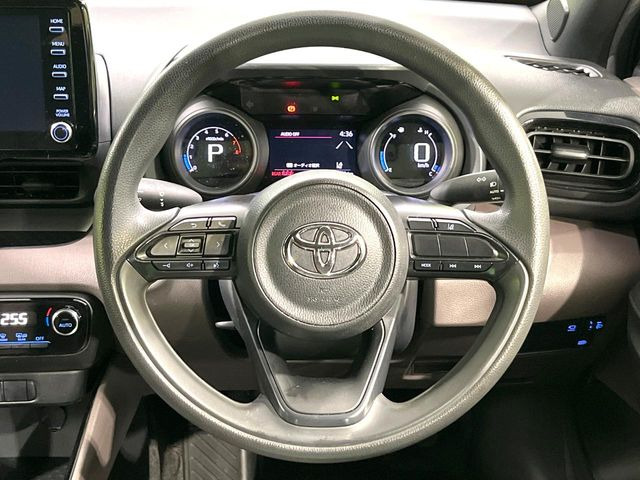 �y�����v�����X�e�A�����O�z�㎿�Ȋv���g�p���邱�ƂŁA��ɂ����������݂ƂĂ��^�]���₷���n���h���ł���