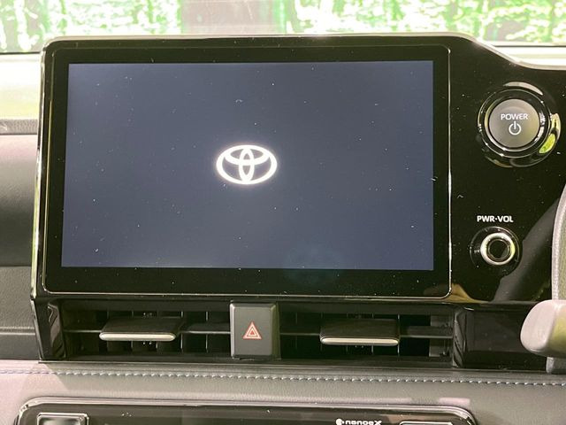 �y�i�r�@�\�t10.5�^�f�B�X�v���C�I�[�f�B�I�z�i�r�@�\���ڂ̑��A�������̃X�}�[�g�t�H���ƘA�g���āA�i�r��bluetooth�ł̉��y�Đ����\�ł���f�U�C���͂�����񑀍쐫���ǍD!