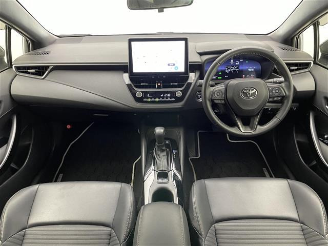 カローラツーリング1.8 ハイブリッド W×B