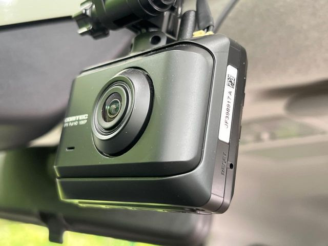 �y�h���C�u���R�[�_�[�z�h���C�u���R�[�_�[����!���s���͂������A������^�]�⎖�̂ɑ��������ہA�f���ŋL�^���A����̃��X�N�ɔ����܂��B���L�^�pSD�J�[�h�͂��q�l�����g�ł��������������K�v������܂��B