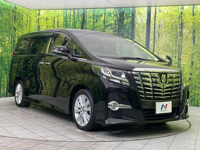 高透明度のガラス皮膜で撥水はもちろん、上質なツヤ・光沢を実現。紫外線や酸性雨から大切な愛車を保護し、色あせ・劣化を防止。「弾スプラッシュコート」、「弾プリミッサコート」からお選びいただけます。