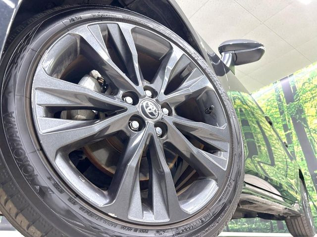 �y����17�C���`�A���~�z�C�[���z�O�ςɃ}�b�`���������A���~�z�C�[���𑕒����Ă���܂��B�e��ЊO�A���~�z�C�[����A�X�^�b�h���X�^�C�����戵�����Ă���܂��B���񂲑��k����������