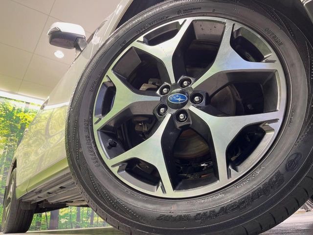 �y����18�C���`�A���~�z�C�[���z�O�ςɃ}�b�`���������A���~�z�C�[���𑕒����Ă���܂��B�e��ЊO�A���~�z�C�[����A�X�^�b�h���X�^�C�����戵�����Ă���܂��B���񂲑��k����������