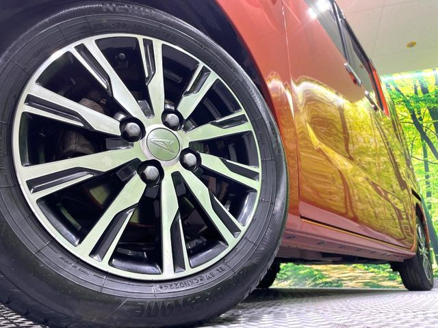 �y����14�C���`�A���~�z�C�[���z�O�ςɃ}�b�`���������A���~�z�C�[���𑕒����Ă���܂��B�e��ЊO�A���~�z�C�[����A�X�^�b�h���X�^�C�����戵�����Ă���܂��B���񂲑��k����������