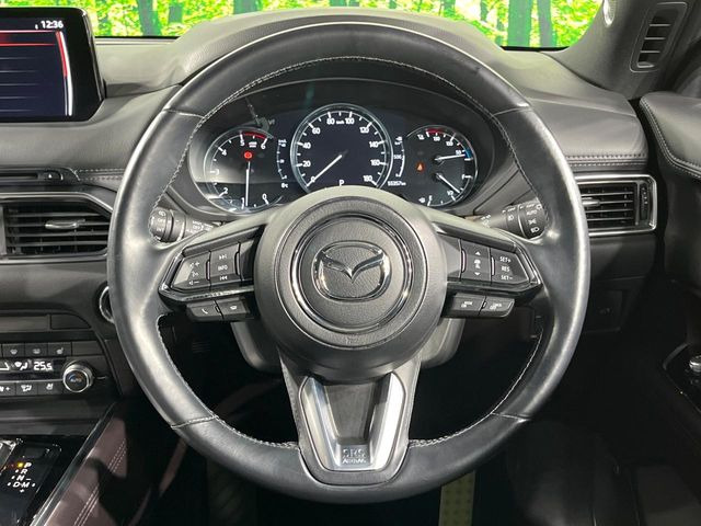 �y�����v�����X�e�A�����O�z�㎿�Ȋv���g�p���邱�ƂŁA��ɂ����������݂ƂĂ��^�]���₷���n���h���ł���