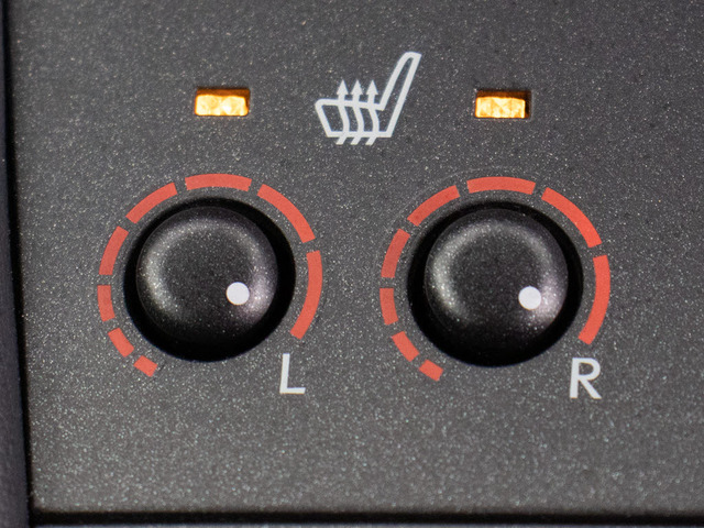 �����K�V�[�g�q�[�^�[�𑕔����Ă��܂�!�����ԂȂ�ł͂̑����ł�!�V�[�g���g�܂�@�\!�����~�����K�ɂ���Ԓ����܂���!!