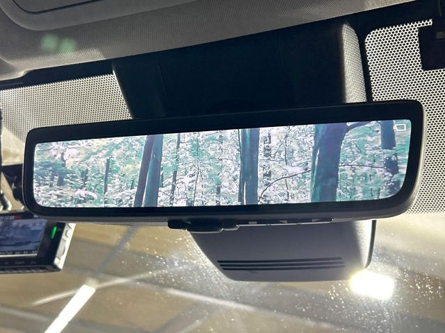 �y�f�W�^���C���i�[�~���[�z��Ȃ̑傫�ȉו��⓯��҂Ō�����m�F���Â炢���ł����S!�J�������B�e�����ԗ�����̉f�������[���~���[���ɕ\���B�N���A�Ȏ��E�ŏ󋵂̊m�F���\�ł�!