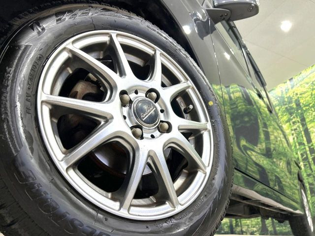 �y14�C���`�A���~�z�C�[���z�O�ςɃ}�b�`�����A���~�z�C�[���𑕒����Ă���܂��B�e��A���~�z�C�[����A�X�^�b�h���X�^�C�����戵�����Ă���܂��B���񂲑��k����������