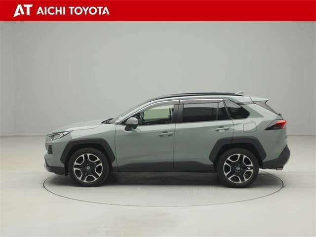 RAV42.0 アドベンチャー 4WD