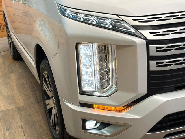 �yLED�w�b�h���C�g�z���V����ԑ��s�����ǍD�Ȏ��E���m�ۂ����S���ĉ^�]�ł��鍂�P�xLED�w�b�h���C�g�𑕔�!�_�����x�������A����d�͂��}�����Ă��܂��B