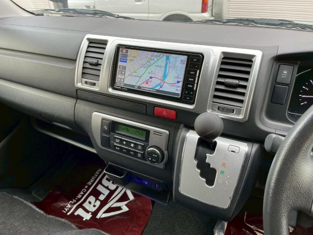 ハイエースバン2.8 マルチロールトランスポーター タイプII ロング ディーゼル 4WD