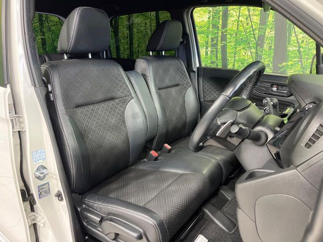 �y�n�[�t���U�[�V�[�g�z�������ƍ���S�n�𗼗������l�C�̃V�[�g���w�ʁE���ʂ̃t�@�u���b�N�f�ނ́A�ʋC���̗ǂ��⊊��ɂ����ɗD��Ă��܂��B�C���╞���ɍ��E���ꂸ���K�ɂ���肢�������܂��B