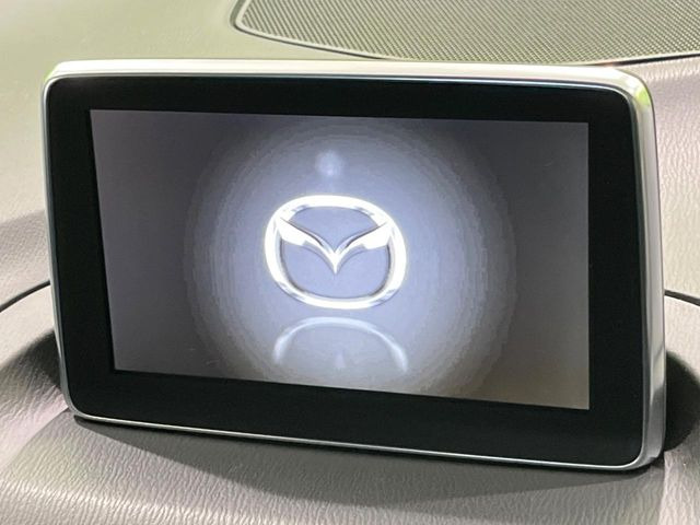 �y���[�J�[�����i�r�z�C���e���A�ɗn�����ރX�^�C���b�V���ȁu��p�݌v�v���[�J�[�i�r�𑕔��􎋔F���⑀�쐫�ȂǊ�{���\�ɂ��D��A���㎿�ȃJ�[���C�t�����y���݂��������܂��B