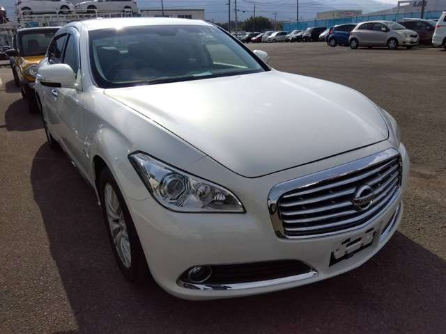 シーマハイブリッド3.5 VIP