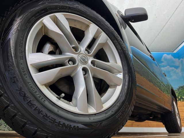 �y����17�C���`�A���~�z�C�[���z�O�ςɃ}�b�`���������A���~�z�C�[���𑕒����Ă���܂��B�e��ЊO�A���~�z�C�[����A�X�^�b�h���X�^�C�����戵�����Ă���܂��B���񂲑��k����������