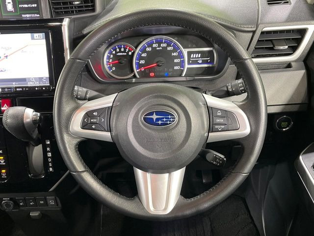 �y�X�e�A�����O�X�C�b�`�z�^�]���A�O������ڐ������炷���ƂȂ��A�I�[�f�B�I���̑��삪�\�ȕ֗��@�\!���S&���K�ȃh���C�u�����o���Ă���܂���